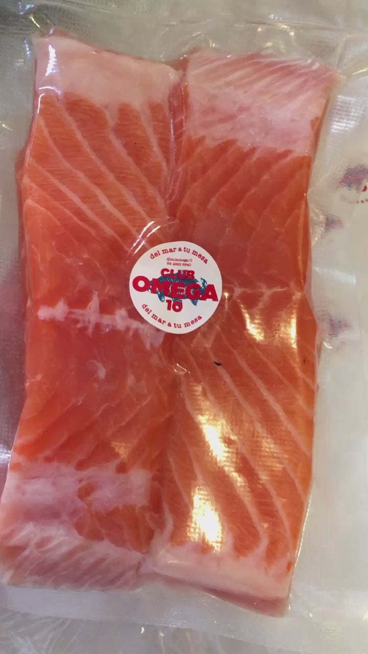 Salmón chileno fresco en lomo, escalopa o cubos